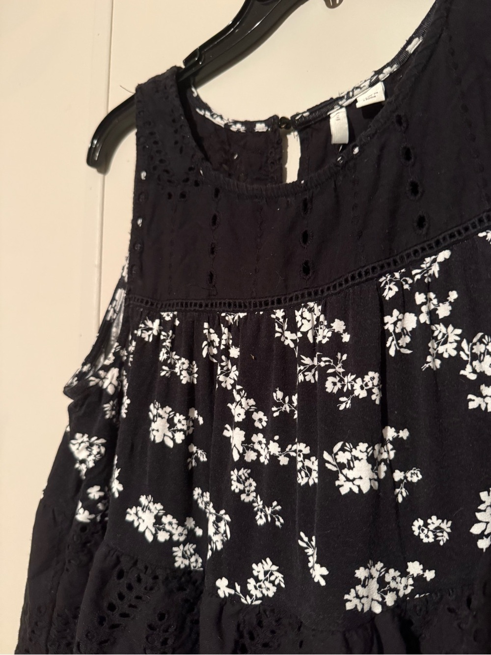 Women's Black Floral Eyelet Tank Top